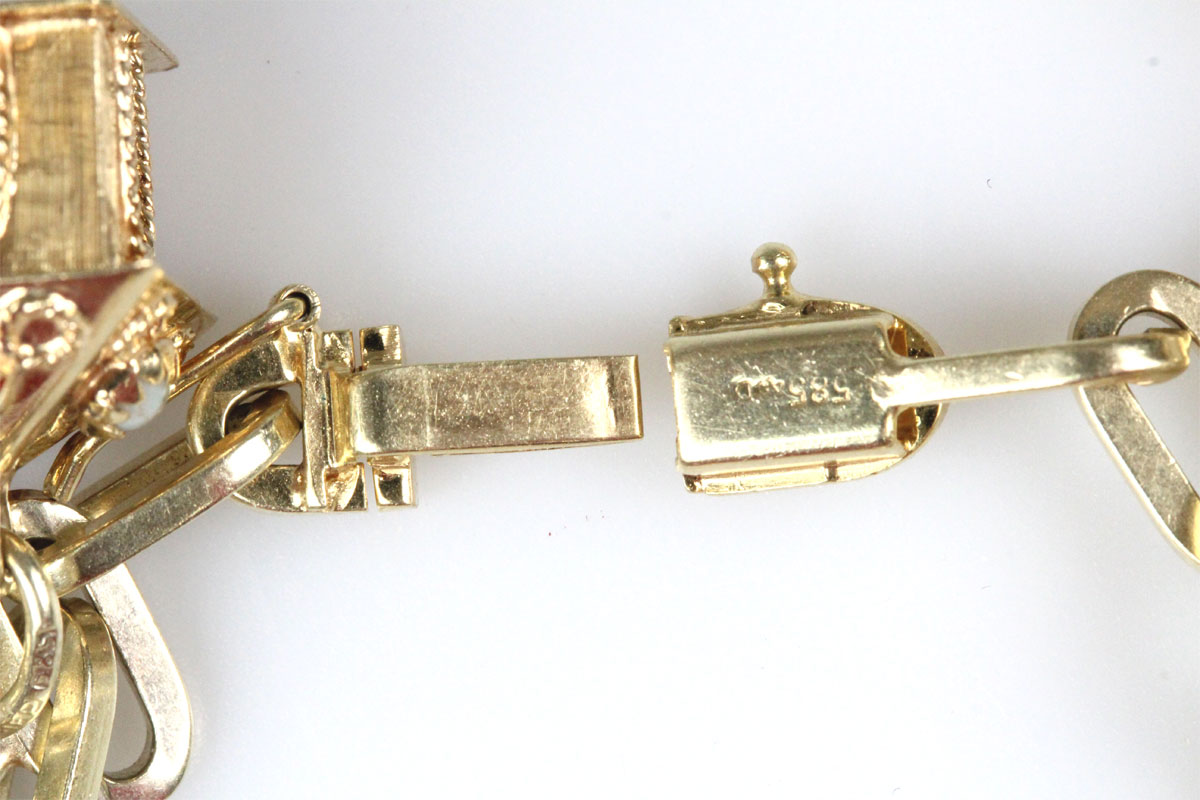 Armband 14 Karat Gold Bettelarmband 8 Anhänger Goldschmuck Damen Geschenk