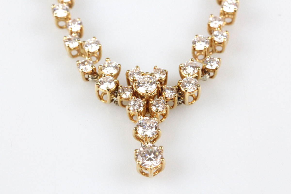 Collier 18 Karat Gold Brillanten Halskette Goldkette Edelsteine Damen Geschenk