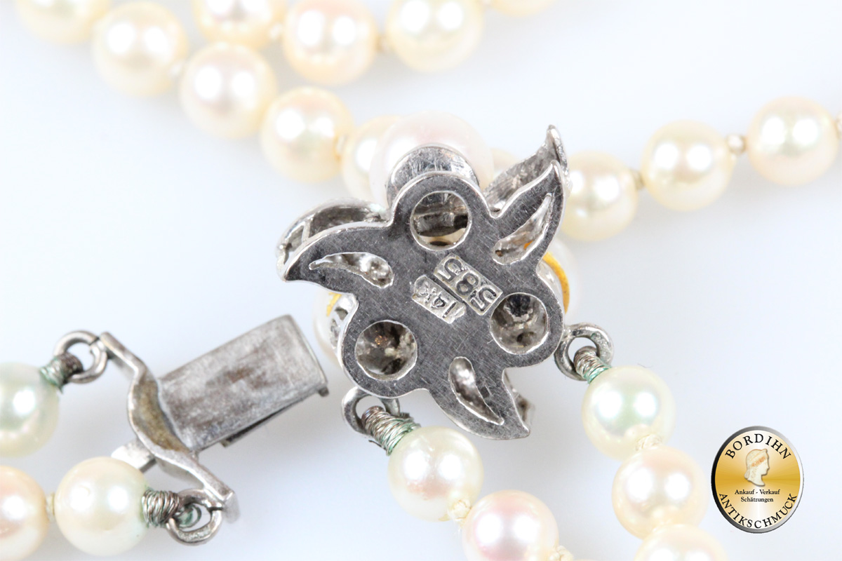 Perlkette; 2 Stränge, Schloss 14 Karat Gold mit Perlen und Diamant