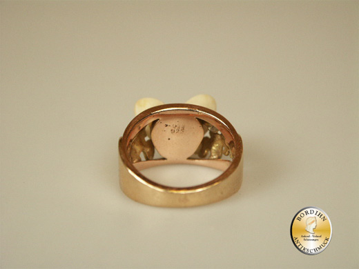 Ring; 18 Karat Gold, Fassung 925 Silber, mit zwei Grandel