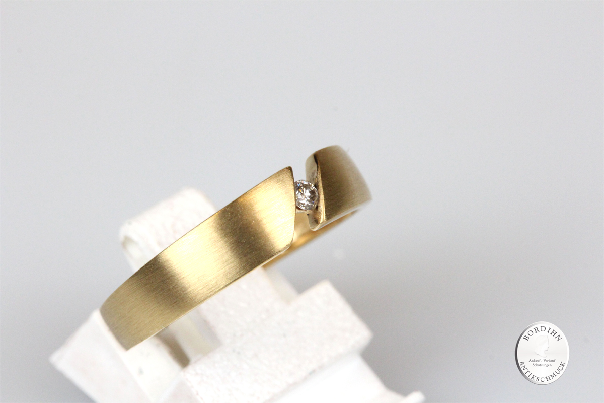 Ring 8 Karat Gold mit Brillant Bandring Goldring Schmuckring Diamant