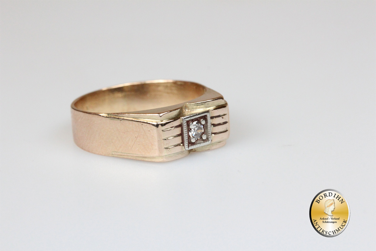 Ring; 14 Karat Gold, 1 Brillant, antik