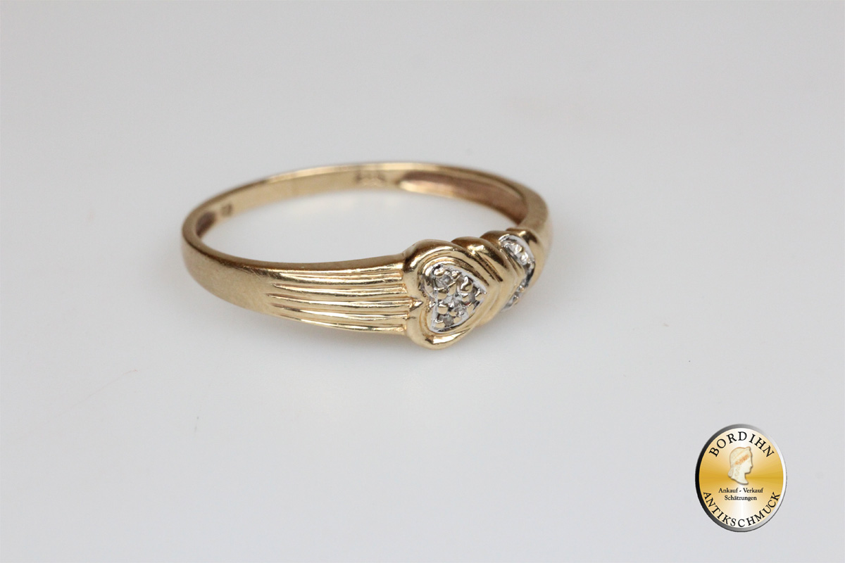 Ring; 14 Karat Gold, mit Diamant Splitter, Herz