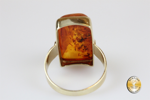 Ring; 14 Karat Gold, Bernstein, um 1920