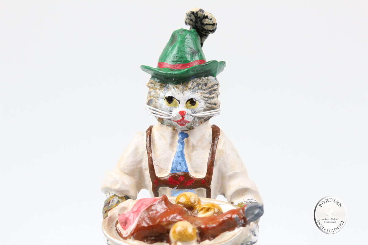 Wiener Bronze Katze Lederhose mit Stelze und Tablett Original Figur